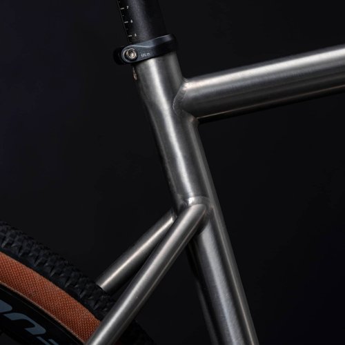 Triban Men’s Gravel Bike with Titanium Frame GRVL 900  - Thumbnail 6