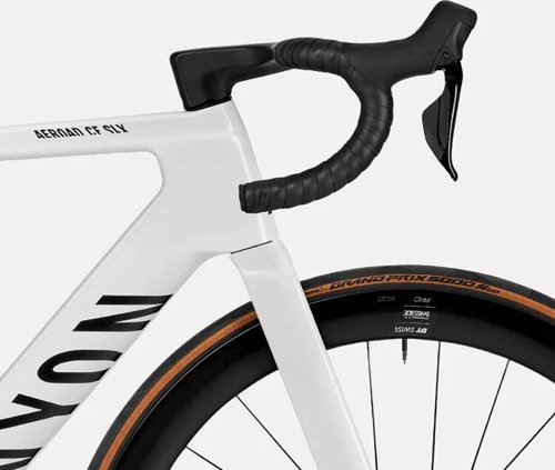 Canyon Aeroad CF SLX 7 Di2  - Thumbnail 3