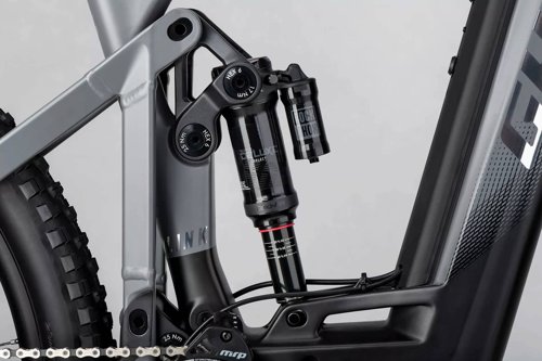 Ghost E-Riot AM CF Full Party  - Thumbnail 2